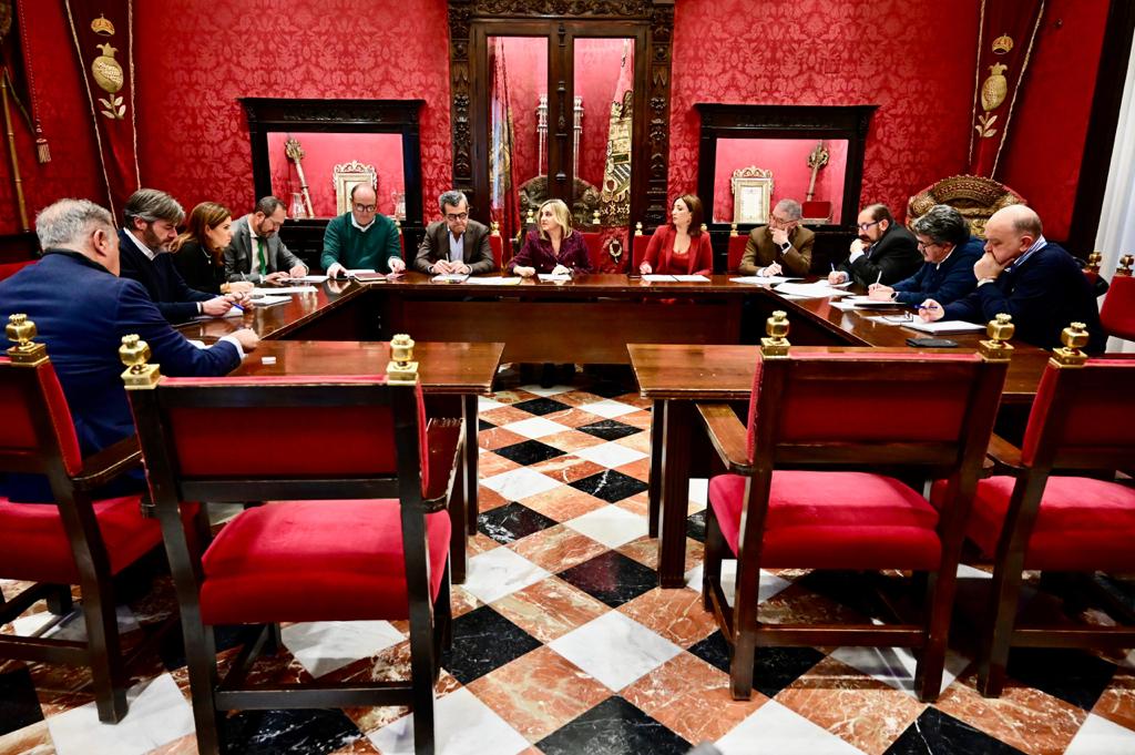 ©Ayto.Granada:  LA ALCALDESA HA PRESIDIDO LA PRIMERA REUNIN DE LA OFICINA TECNICA PARA LA CANDIDATURA DE GRANADA A LA CAPITALIDAD CULTURAL EUROPEA 2031